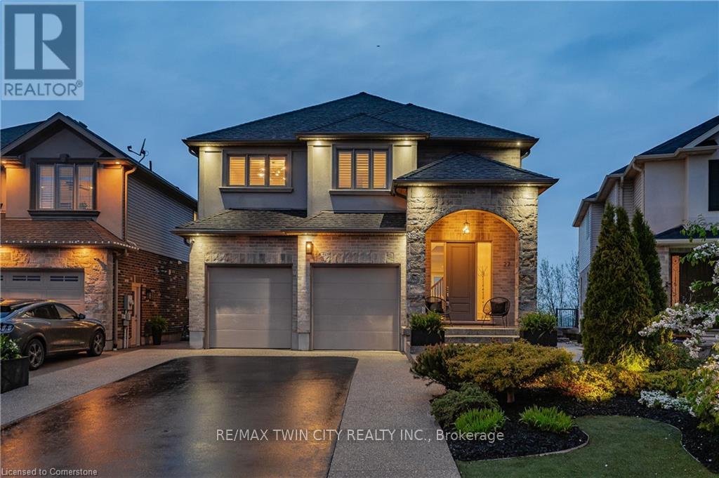 Property at 27 MCWILLIAMS COURT image 1