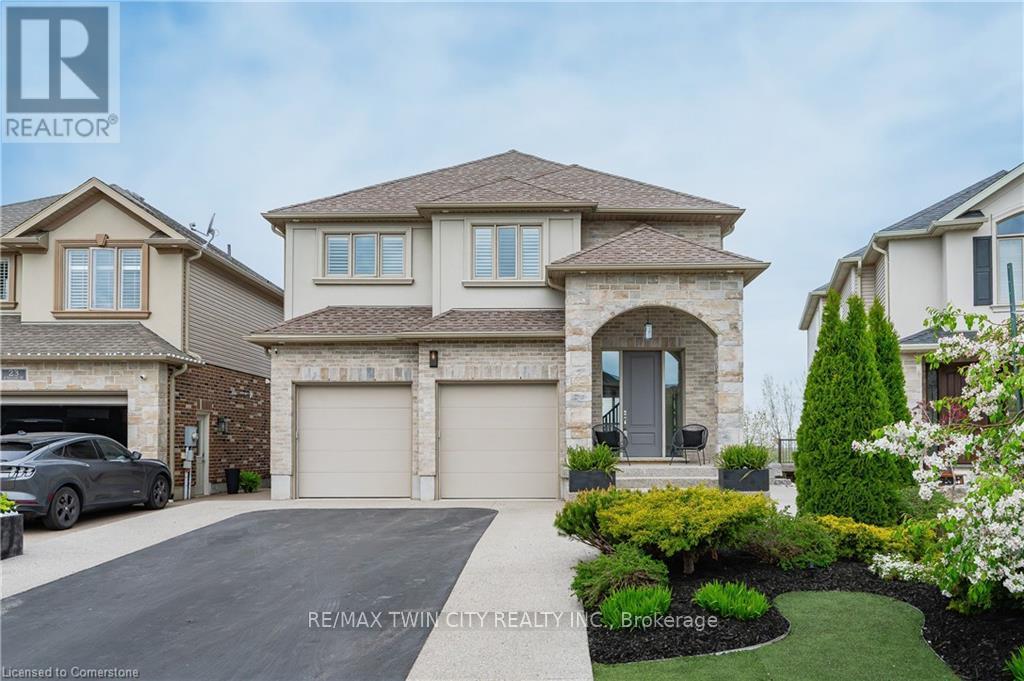 Property at 27 MCWILLIAMS COURT image 2