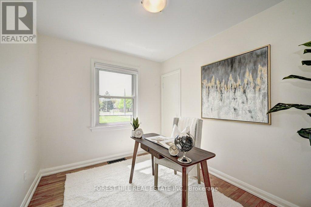 229 Neilson Avenue, Waterloo, Ontario  N2J 2M2 - Photo 15 - X12153417
