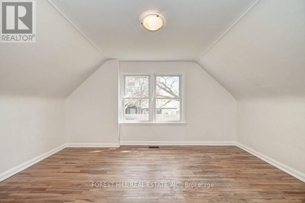 229 Neilson Avenue, Waterloo, Ontario  N2J 2M2 - Photo 22 - X12153417