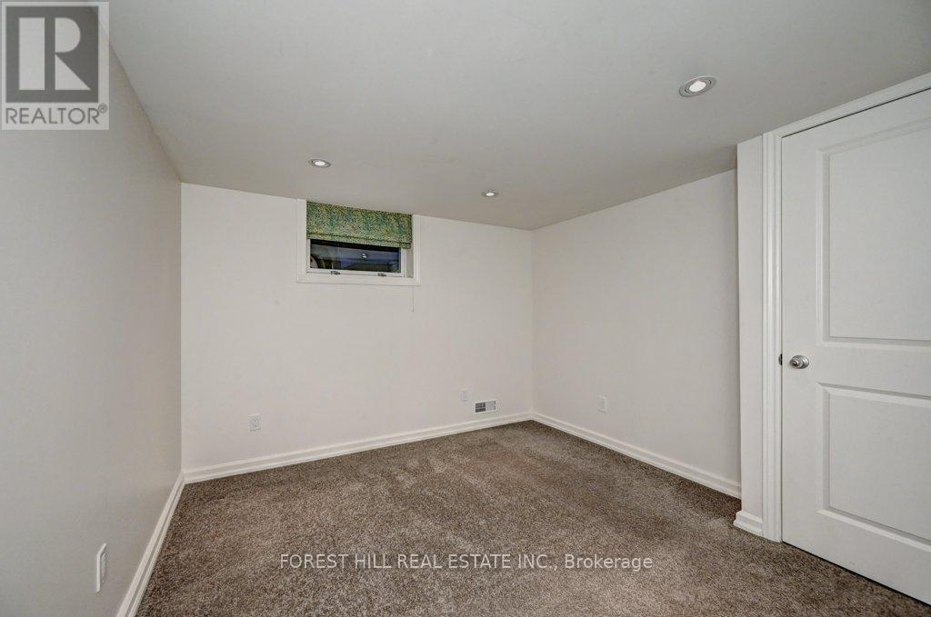 229 Neilson Avenue, Waterloo, Ontario  N2J 2M2 - Photo 30 - X12153417