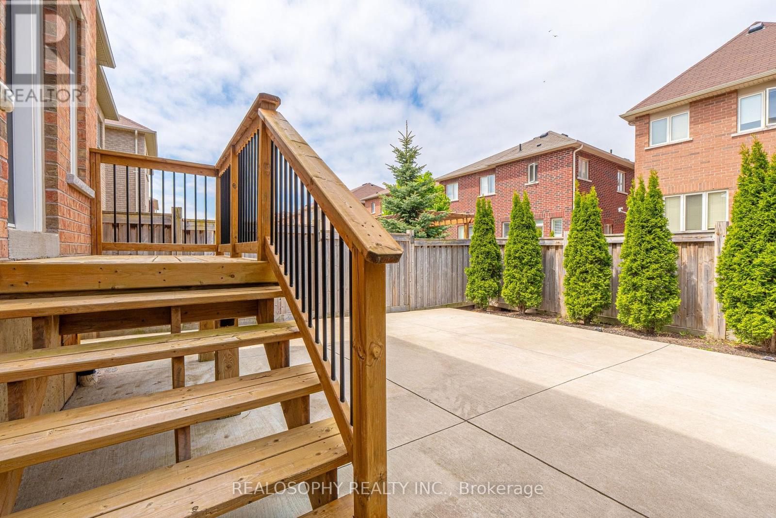 43 Humphrey Street, Hamilton, Ontario  L0R 2H7 - Photo 28 - X12153428