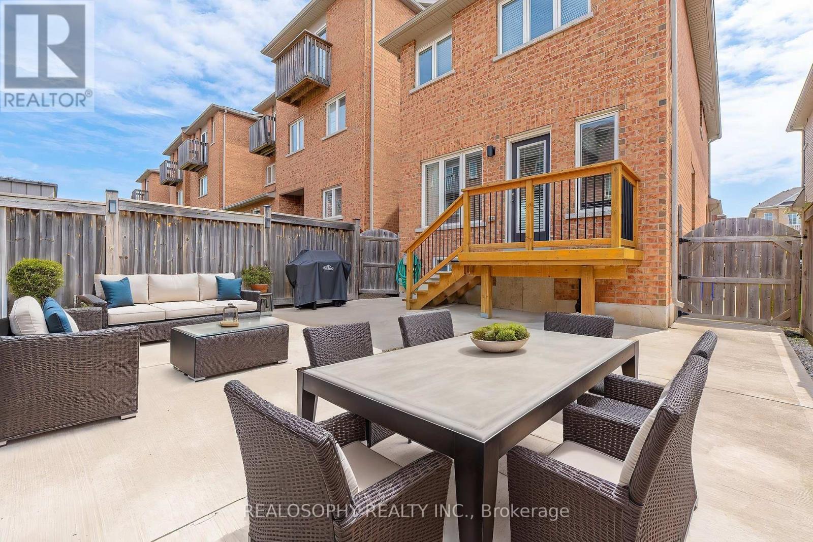 43 Humphrey Street, Hamilton, Ontario  L0R 2H7 - Photo 30 - X12153428