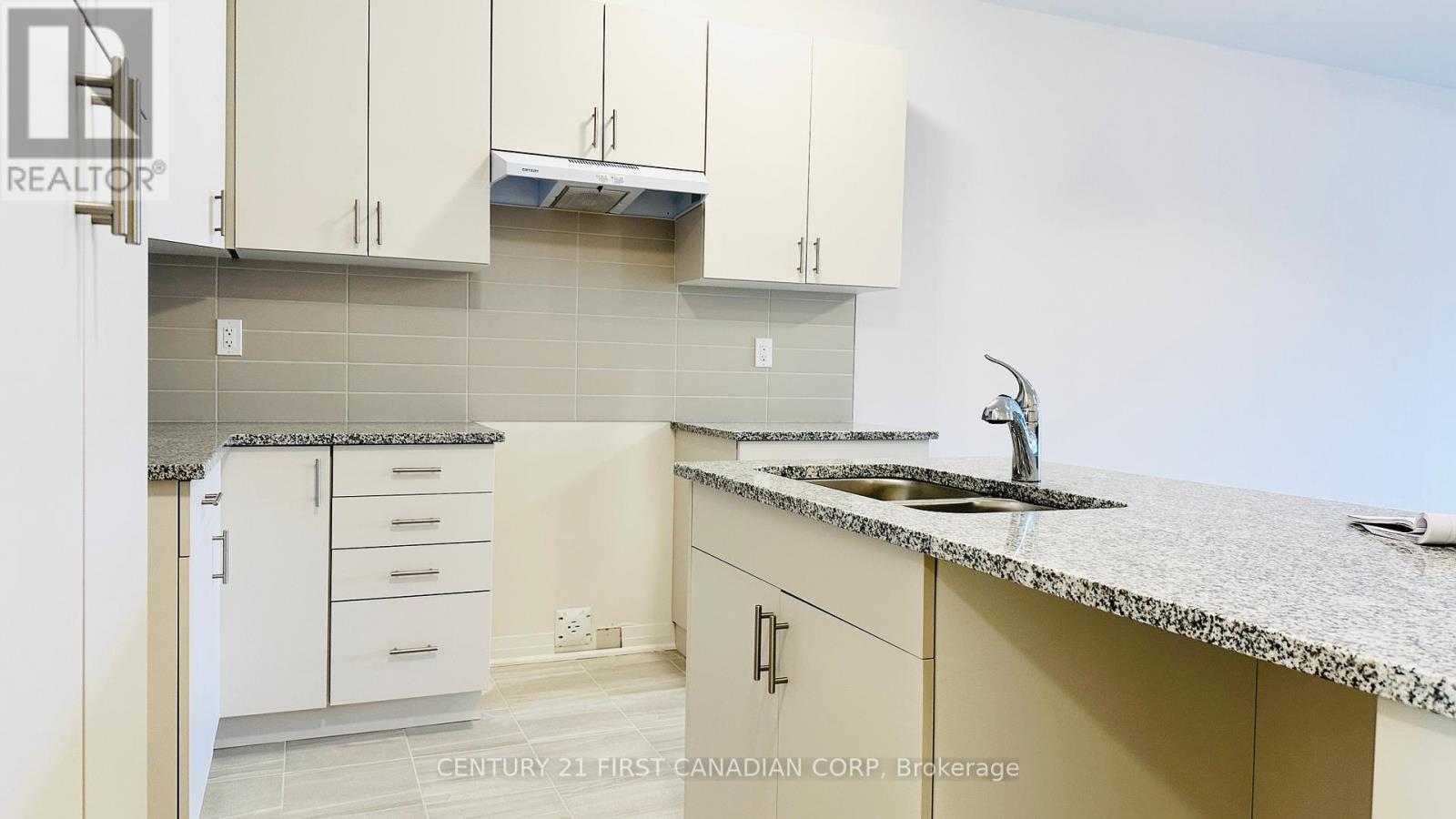 254 Middleton Street, Zorra, Ontario  N0M 2M0 - Photo 5 - X12153572