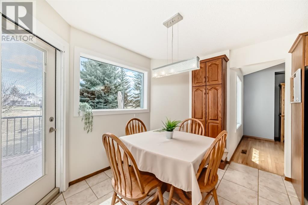 7 Riverview Circle, Cochrane, Alberta  T4C 1K2 - Photo 15 - A2215186