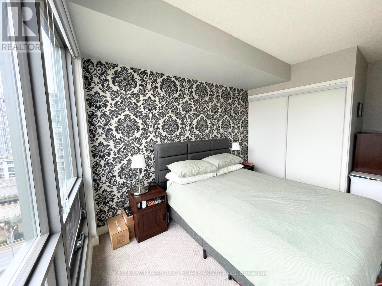 1011 - 5 Mariner Terrace, Toronto, Ontario  M5V 3V6 - Photo 19 - C12150638