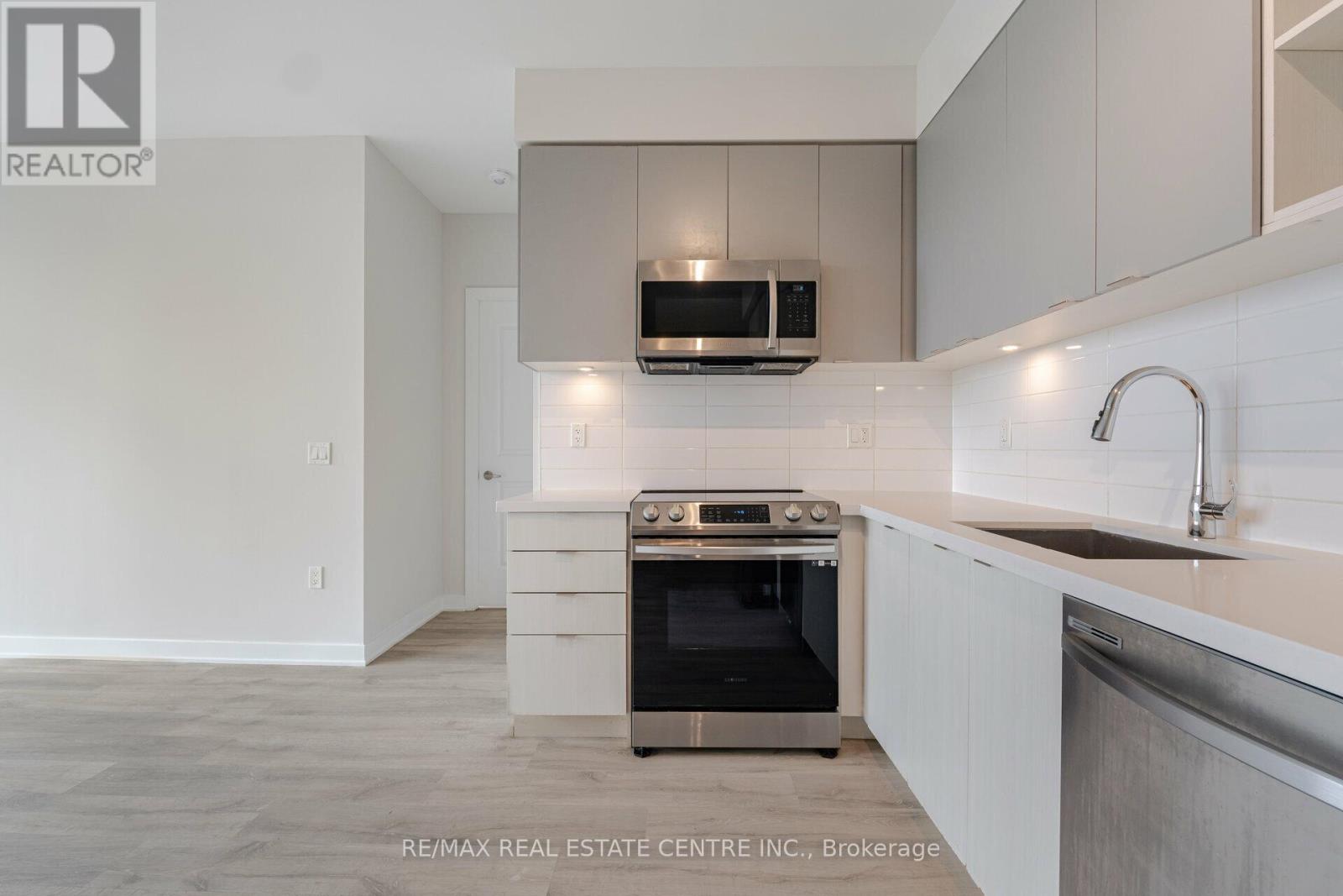 102b - 4655 Metcalfe Avenue N, Mississauga, Ontario  L5M 0Z7 - Photo 15 - W12152324