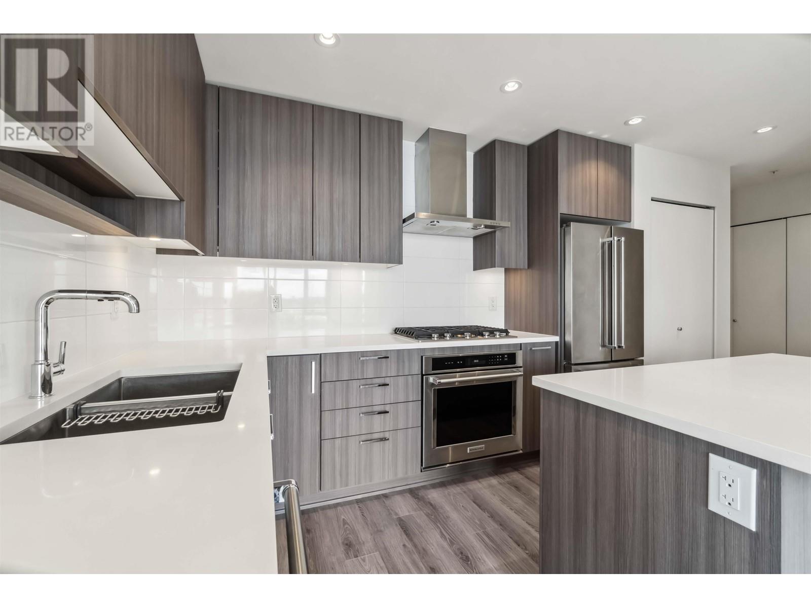 1105 1788 Gilmore Avenue, Burnaby, British Columbia  V5C 0L5 - Photo 11 - R3003640