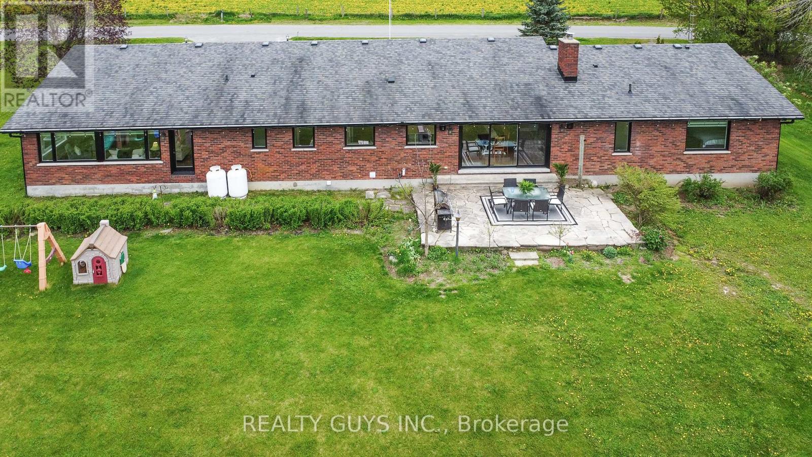 1586 Carmel 2nd Line, Cavan Monaghan, Ontario  L0A 1G0 - Photo 14 - X12153120