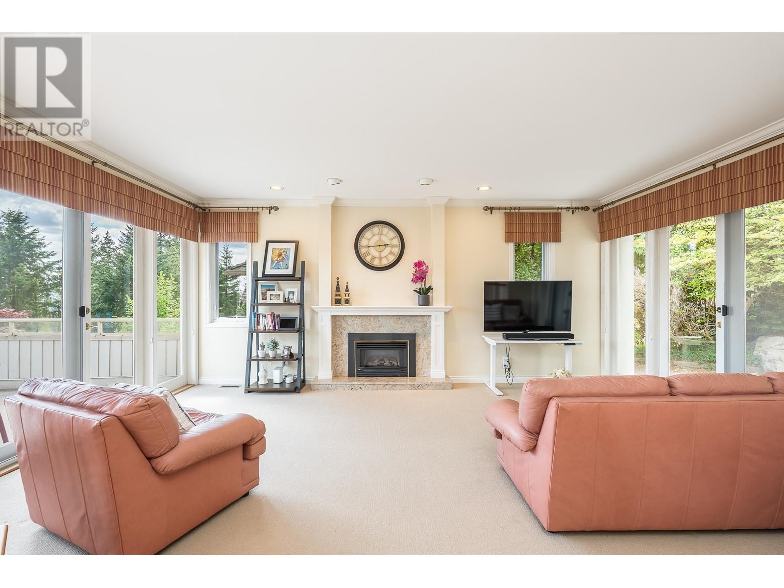 4153 Quarry Court, North Vancouver, British Columbia  V7K 3C3 - Photo 10 - R3003624