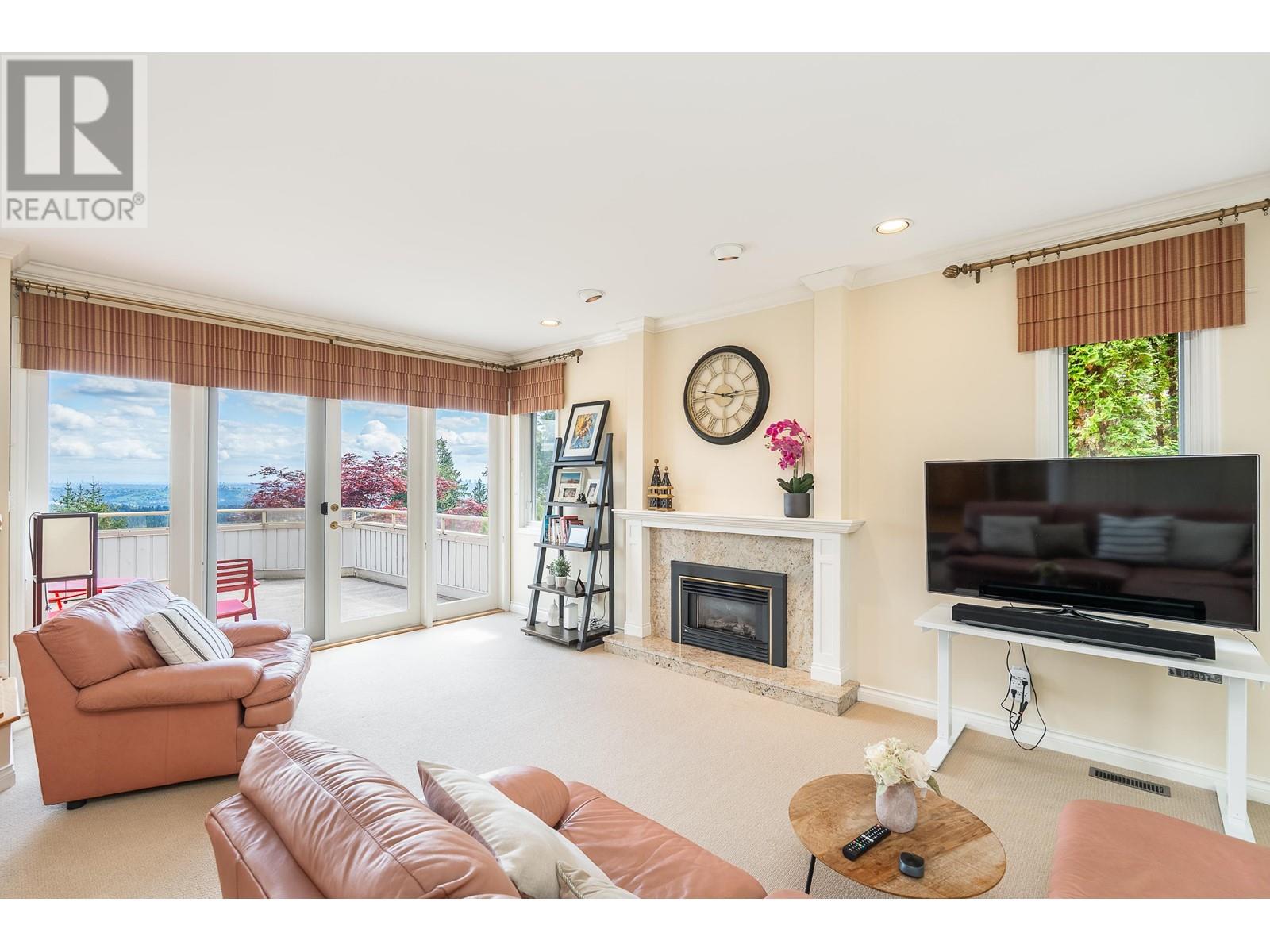 4153 Quarry Court, North Vancouver, British Columbia  V7K 3C3 - Photo 11 - R3003624