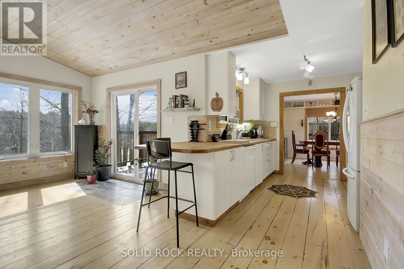 72 Stringers Lane, Greater Madawaska, Ontario  K0J 1G0 - Photo 10 - X12067719