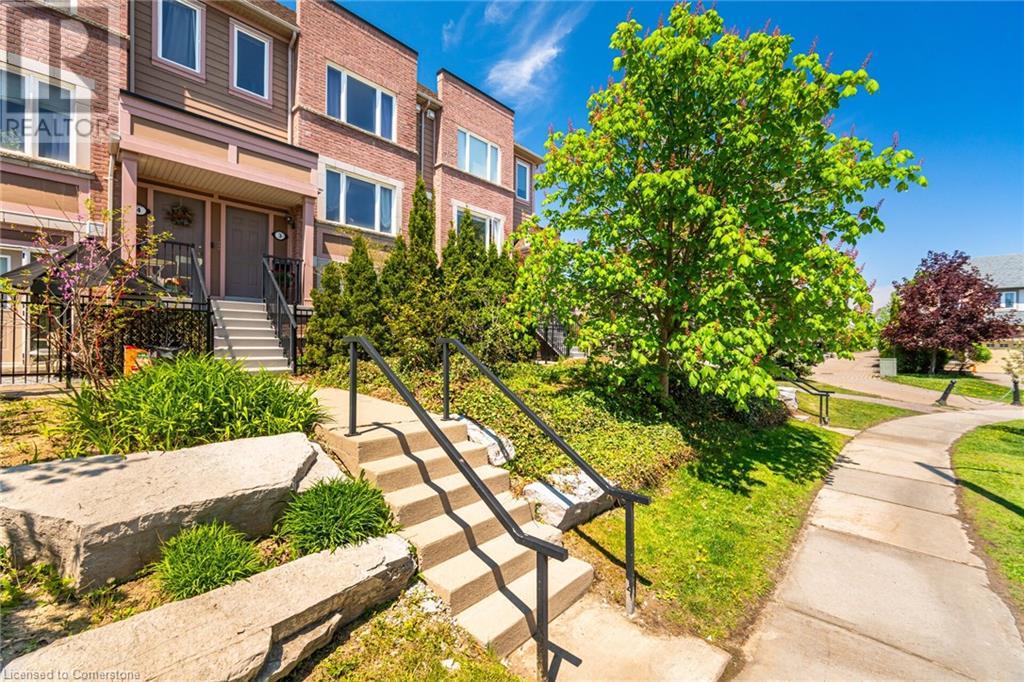 4855 Half Moon Grove Unit# 3, Mississauga, Ontario  L5M 8C7 - Photo 2 - 40729217
