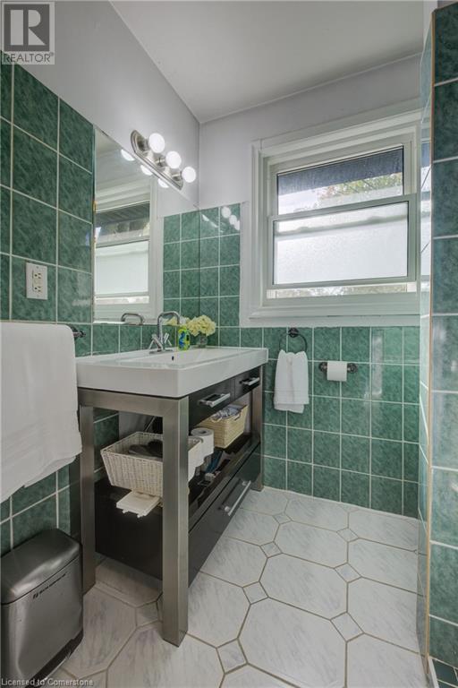 251 Metcalfe Street, Guelph, Ontario  N1E 4Y8 - Photo 17 - 40707107