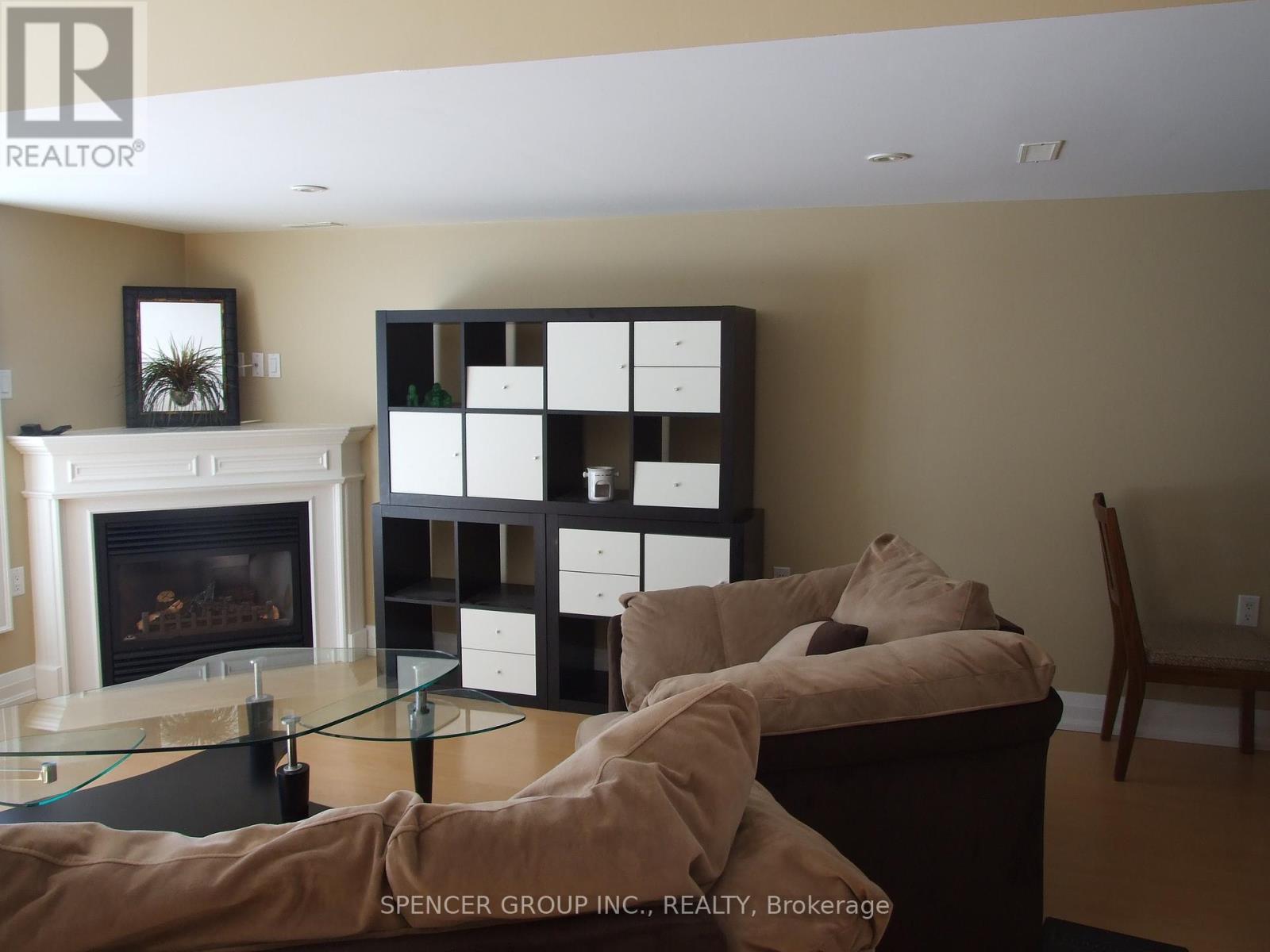 1484 Inuit Trail, Mississauga, Ontario  L5N 8C1 - Photo 19 - W12153190