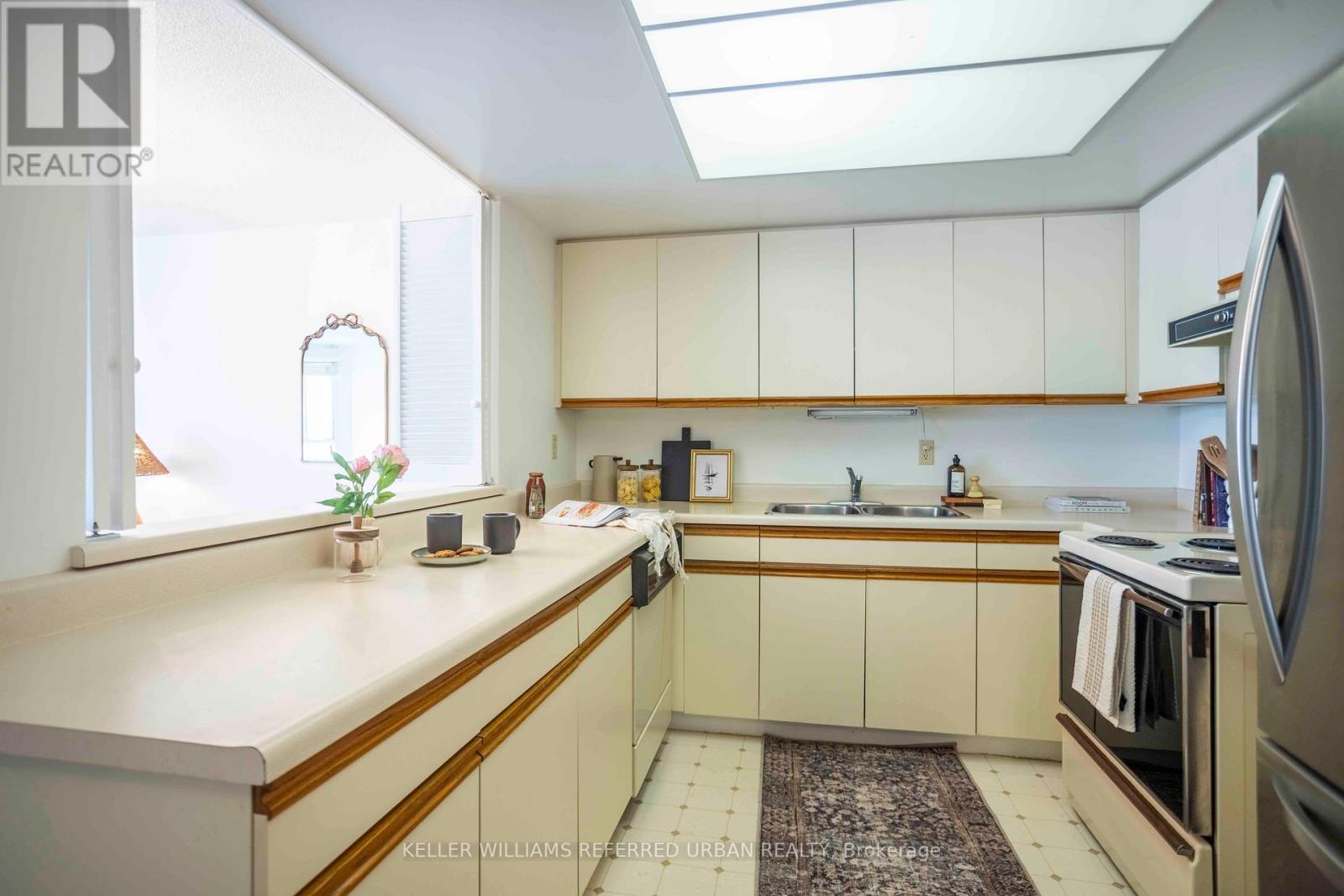 508 - 5 Weldrick Road W, Richmond Hill, Ontario  L4C 8S9 - Photo 13 - N12144775