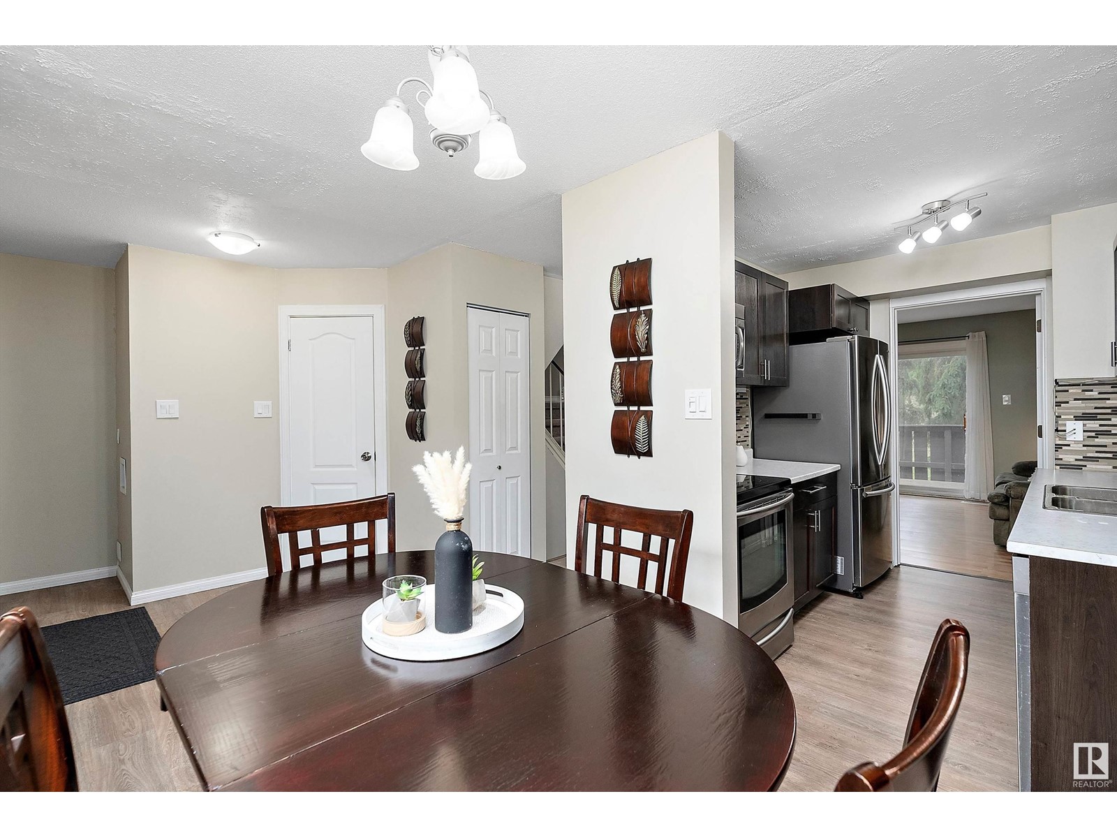 Property at 17526 76 AV NW image 4