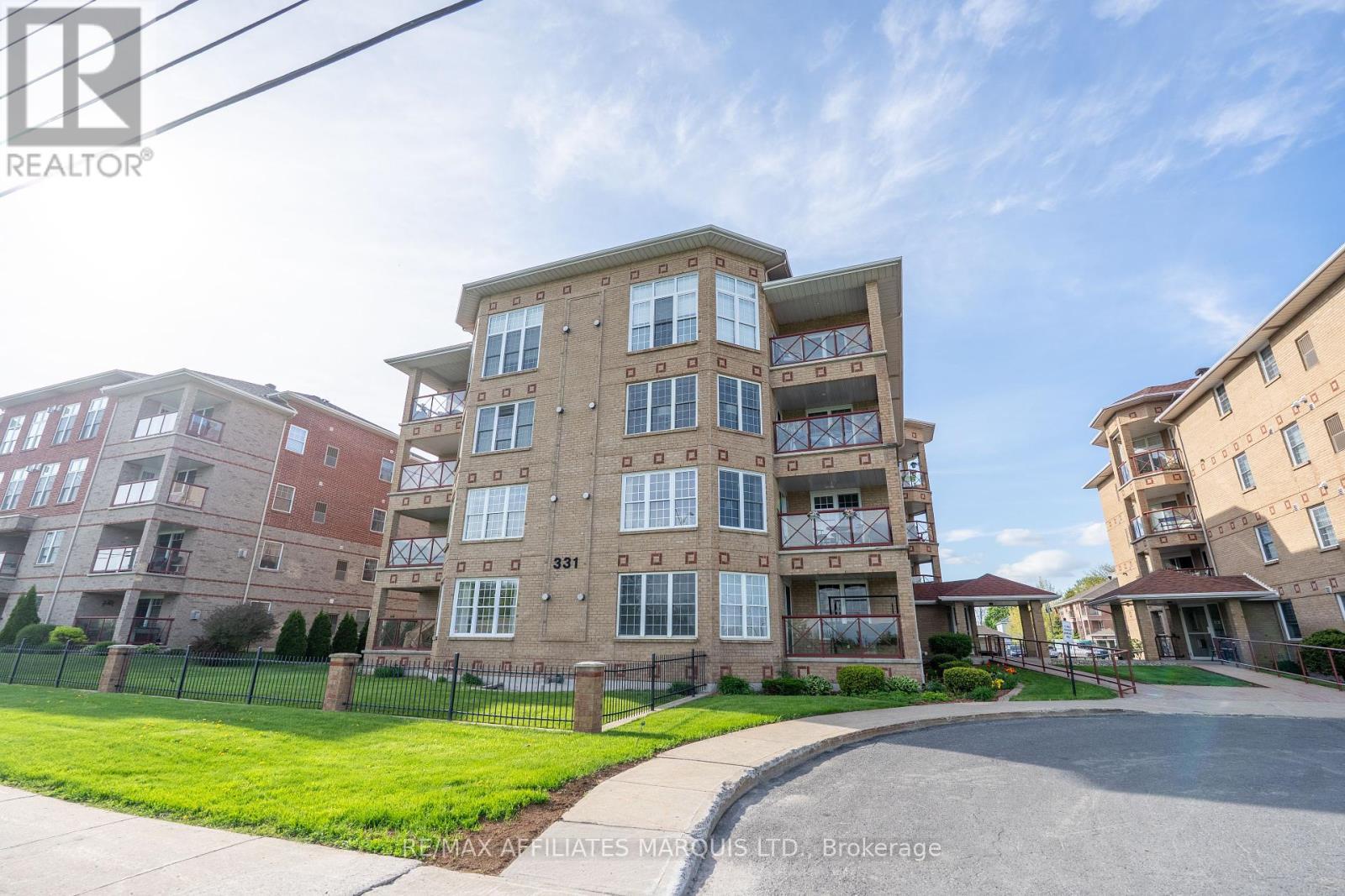 304 - 331 WATER STREET W, Cornwall, Ontario