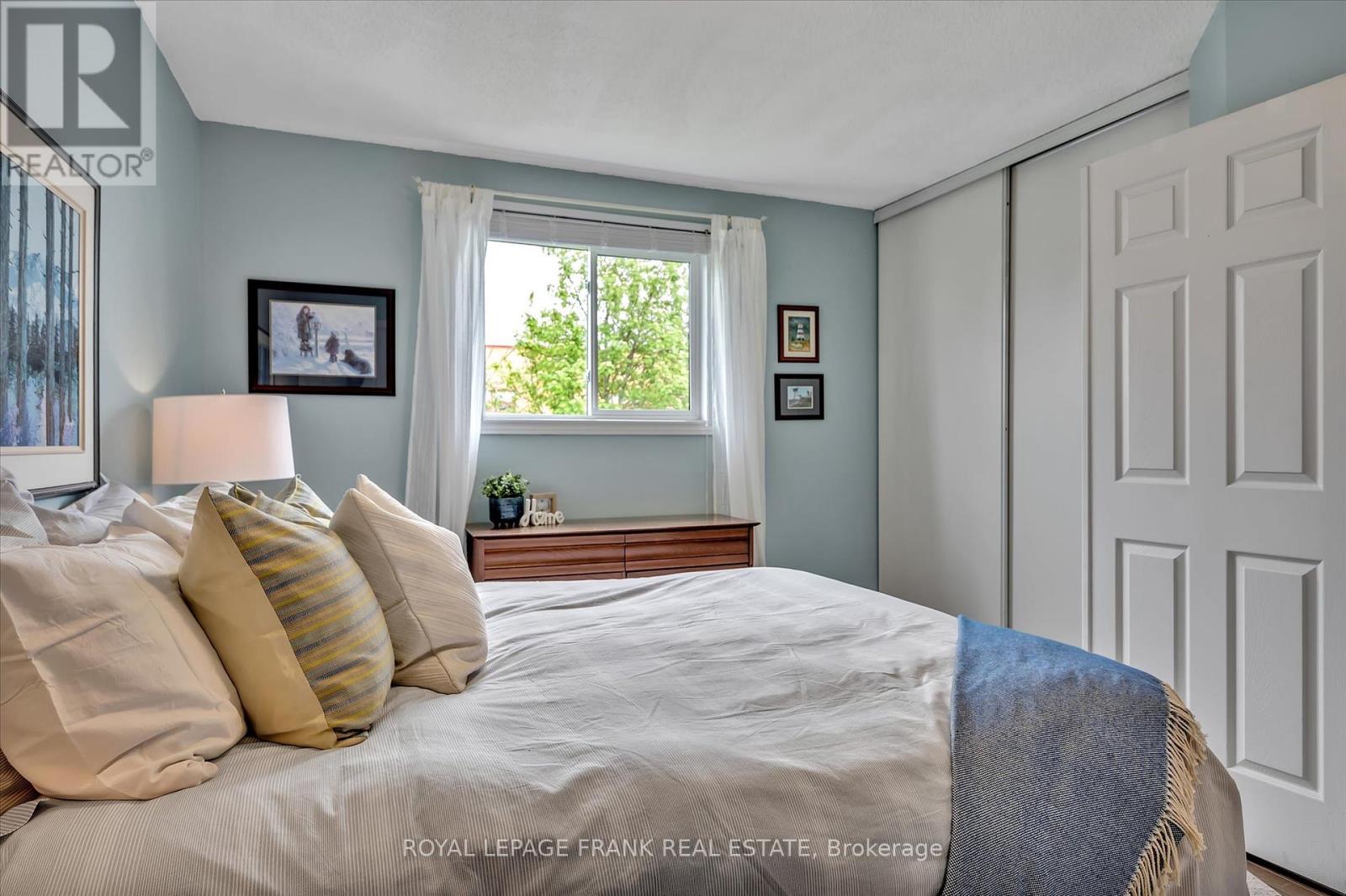 2114 Easthill Drive, Peterborough East, Ontario  K9L 1Y8 - Photo 12 - X12153550
