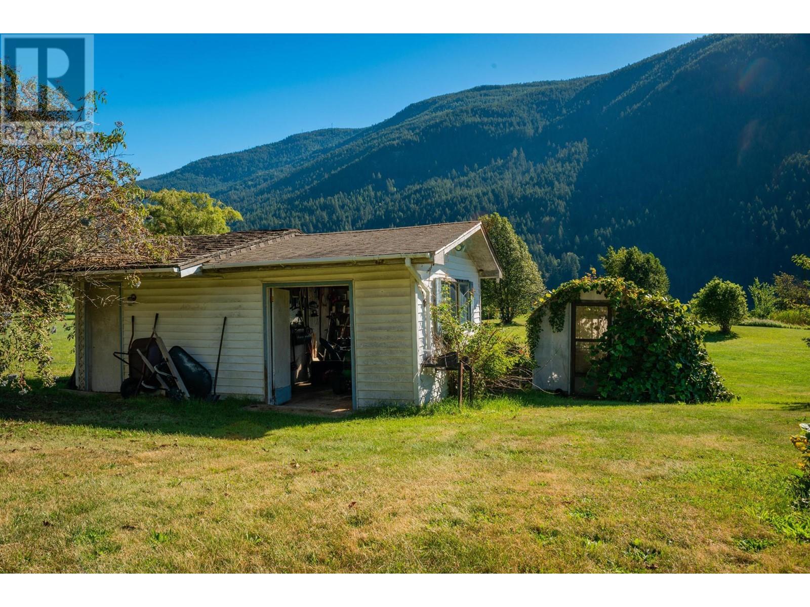 1628 Thrums Road, Thrums, British Columbia  V1N 4R7 - Photo 48 - 10342127