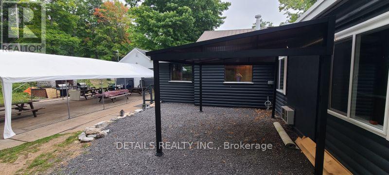 411 Pickerel Bay Road, Lanark Highlands, Ontario  K0A 3L0 - Photo 5 - X12149617