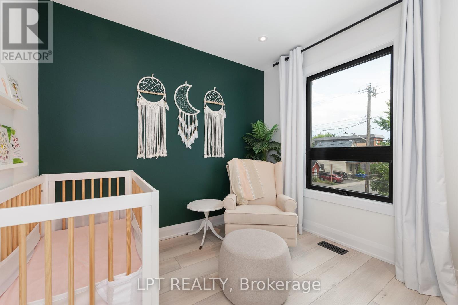 323 Booth Street, Ottawa, Ontario  K1R 7K1 - Photo 20 - X12153508