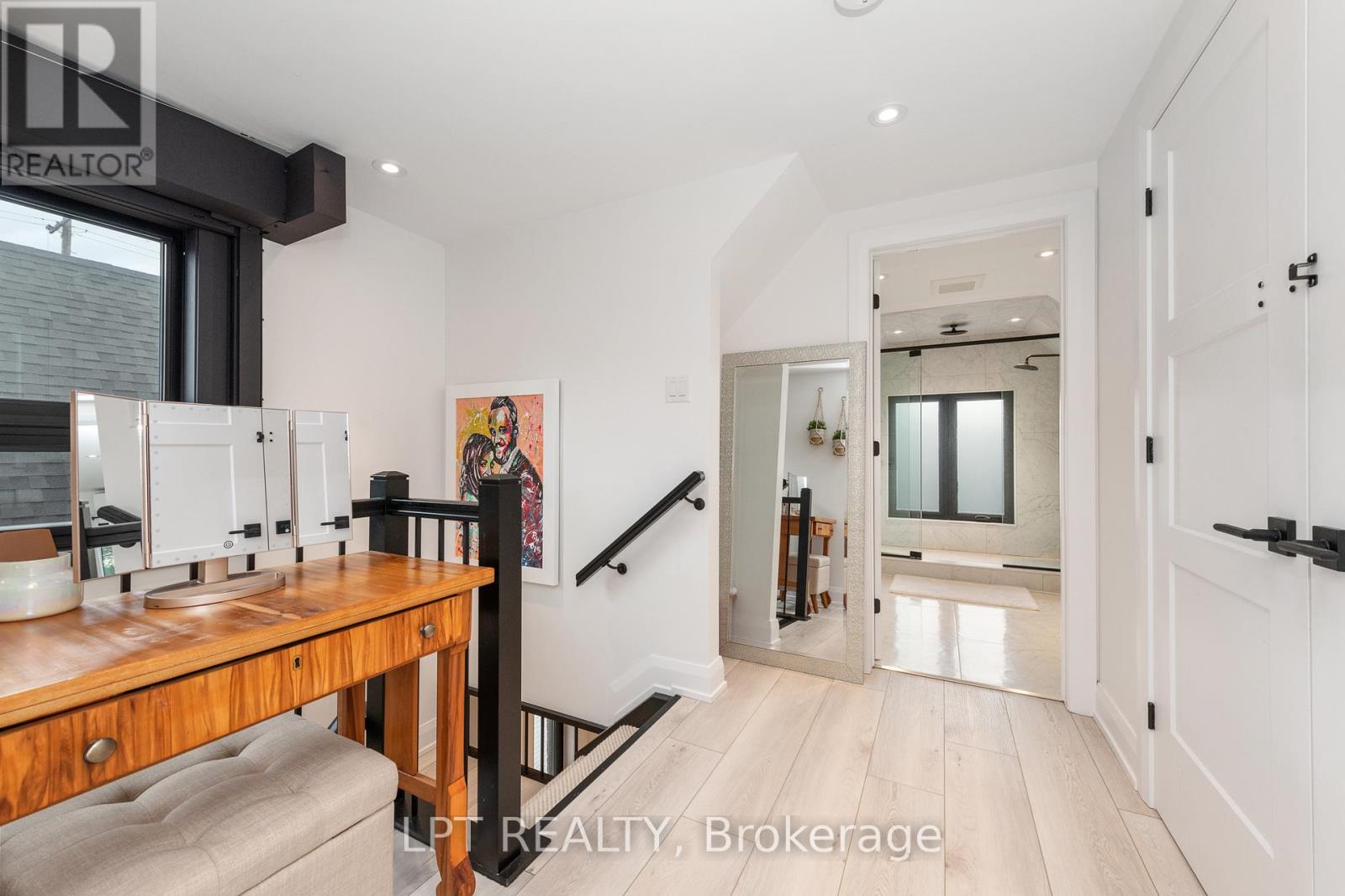 323 Booth Street, Ottawa, Ontario  K1R 7K1 - Photo 28 - X12153508