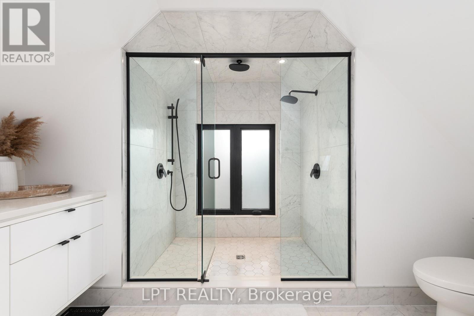 323 Booth Street, Ottawa, Ontario  K1R 7K1 - Photo 34 - X12153508