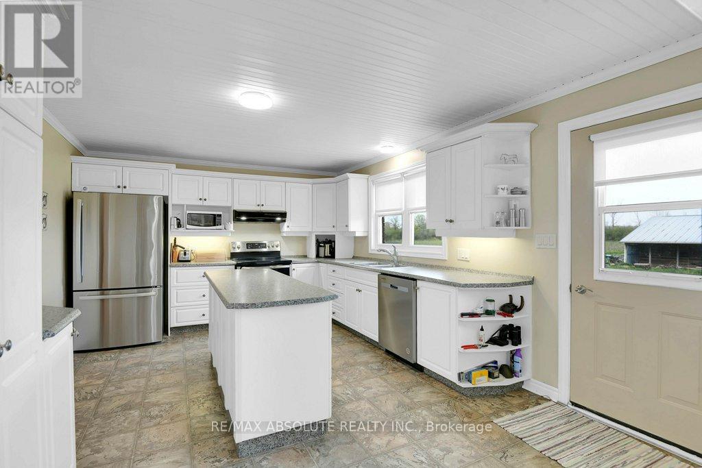 774 Kitley Line 2 Road, Elizabethtown-Kitley, Ontario  K0G 1G0 - Photo 11 - X12153525