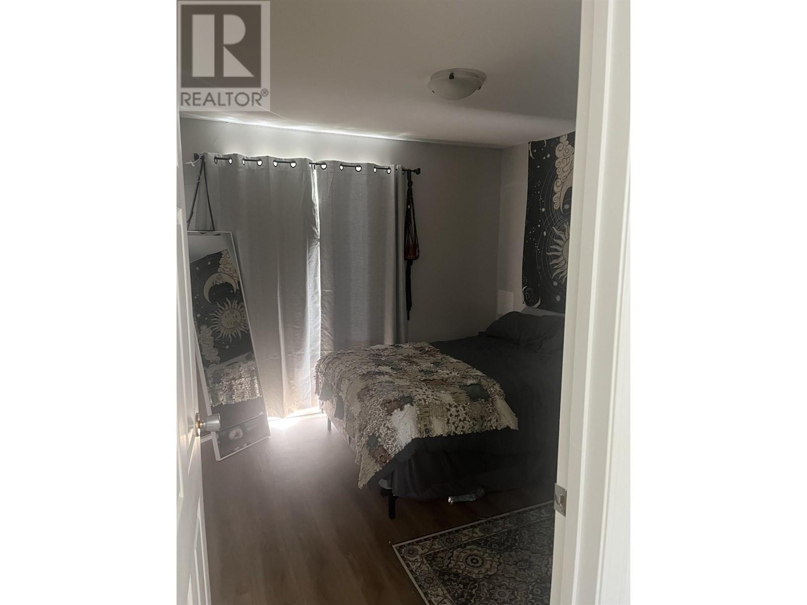1-4739 WALSH AVENUE Terrace Photo 10