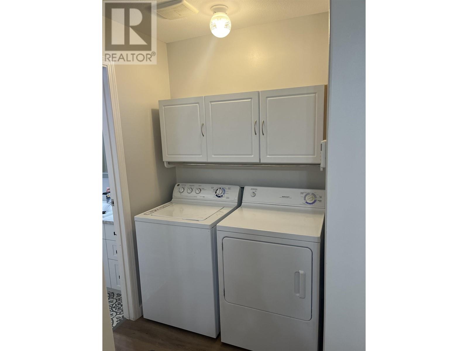 1-4739 WALSH AVENUE Terrace Photo 15