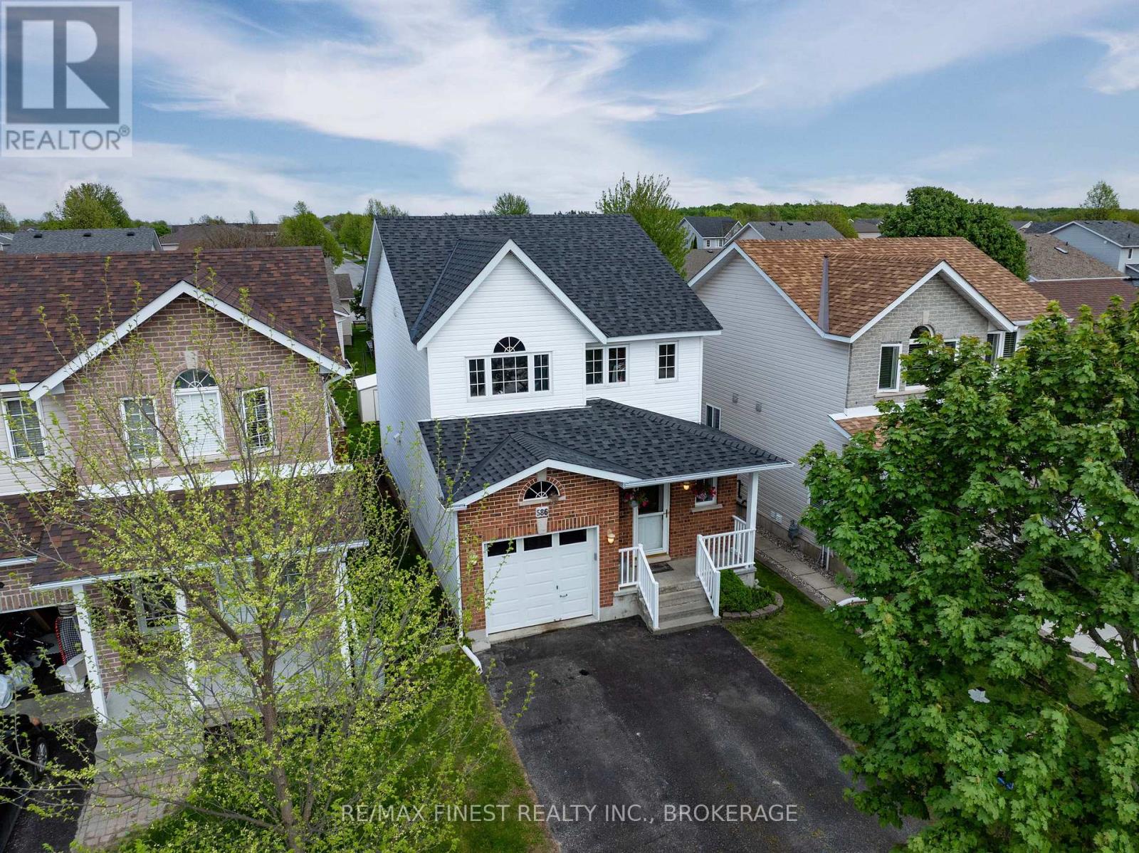586 Freeman Crescent, Kingston, Ontario  K7K 7H6 - Photo 2 - X12148795