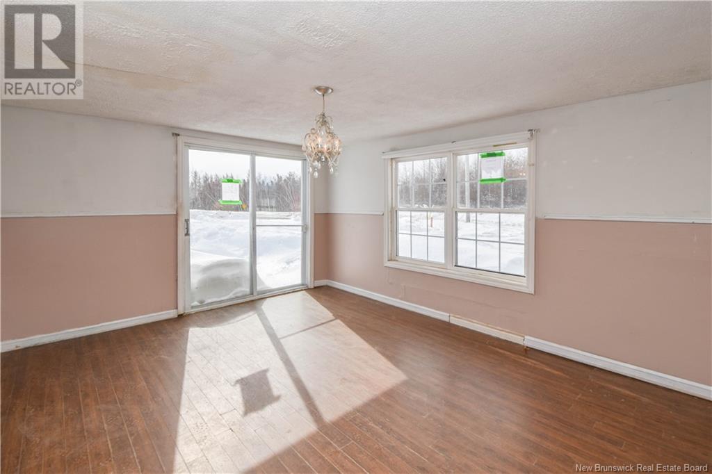 3967 Rue Morais Street, Bas-Caraquet, New Brunswick  E1W 5Y1 - Photo 12 - NB113474