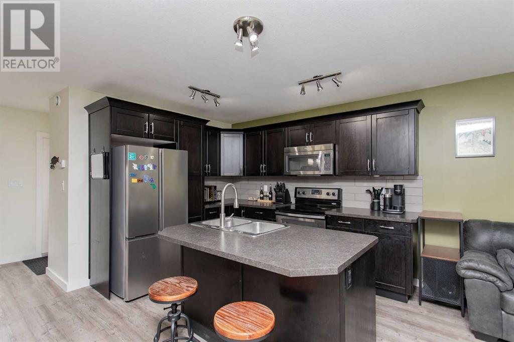 31 Reid Court, Sylvan Lake, Alberta  T4S 0L9 - Photo 5 - A2216752