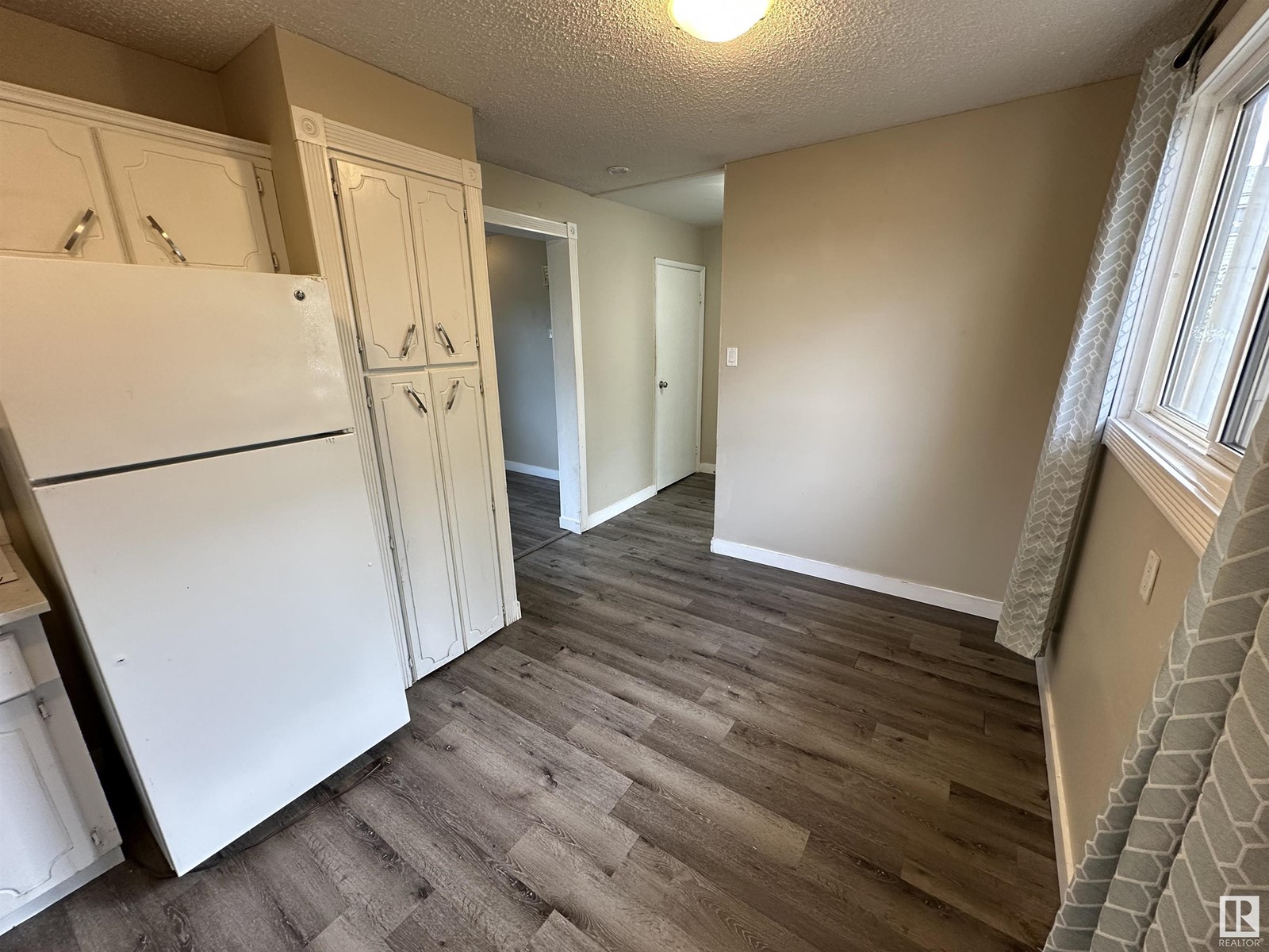 1533 Knottwood N Nw, Edmonton, Alberta  T6K 2K1 - Photo 10 - E4436837