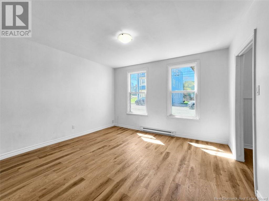 Property at 165-167 Victoria Street image 4