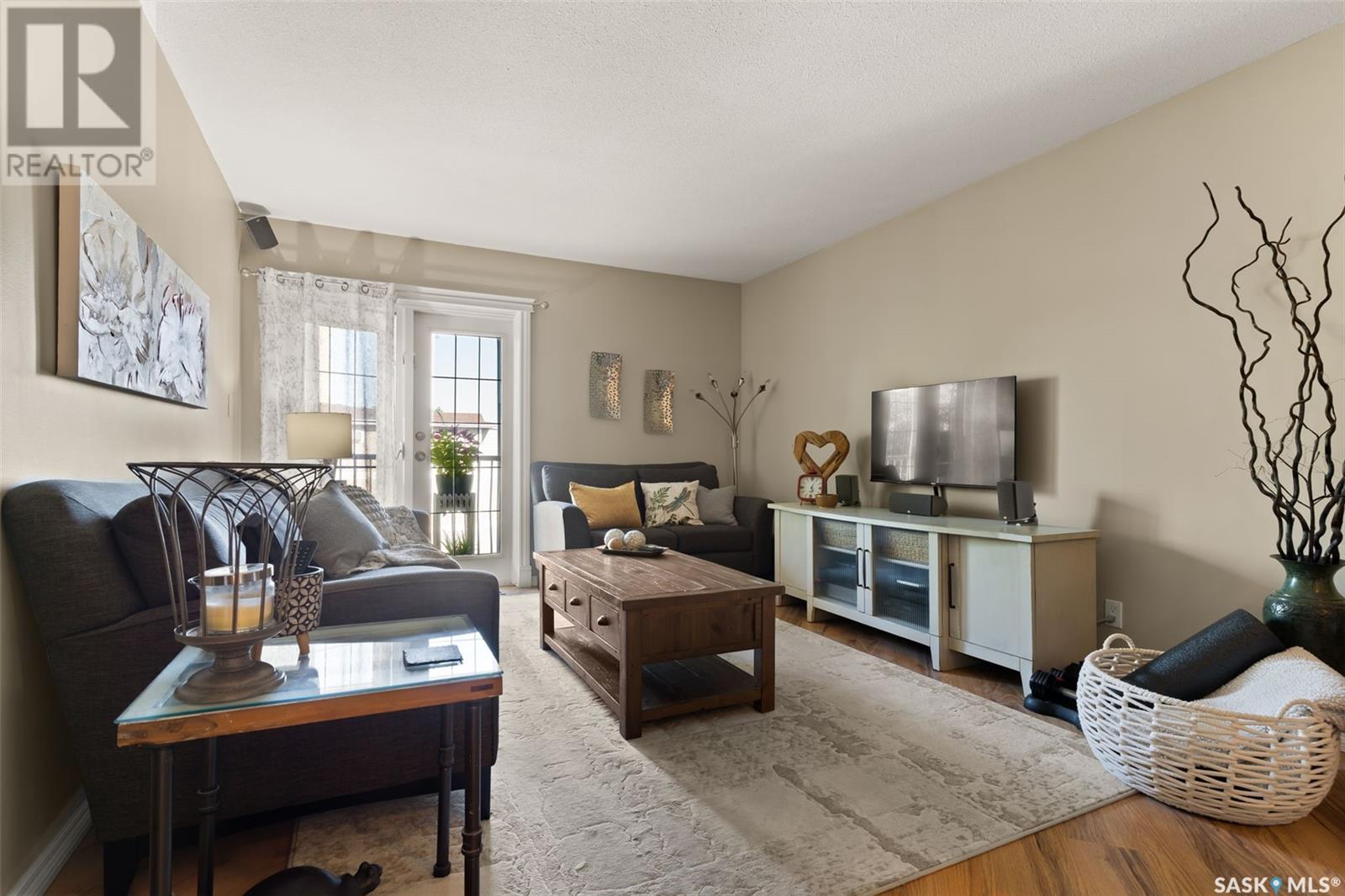 Property at 17 6595 Rochdale BOULEVARD image 5