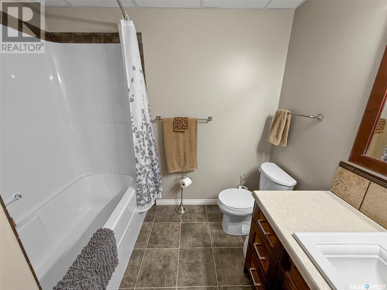 732 Hamilton Drive, Swift Current, Saskatchewan  S9H 0S3 - Photo 34 - SK005987
