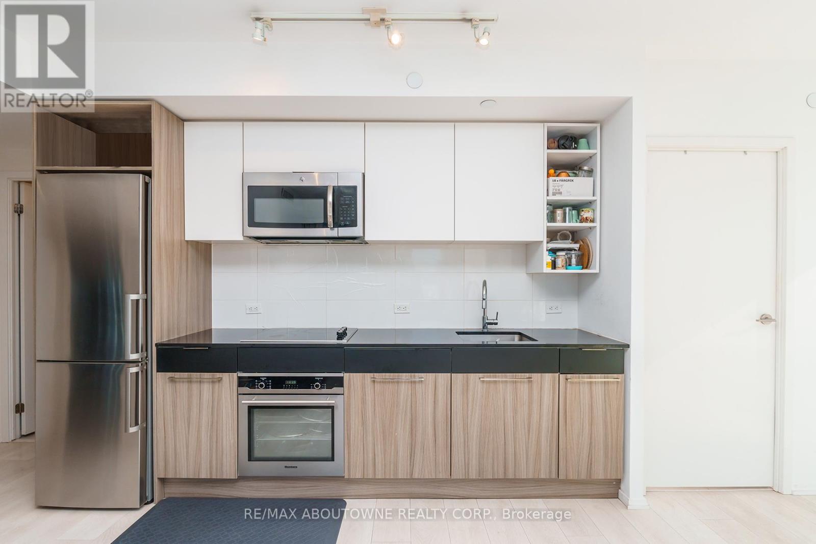 1005 - 68 Shuter Street, Toronto, Ontario  M5B 1B4 - Photo 13 - C12153476