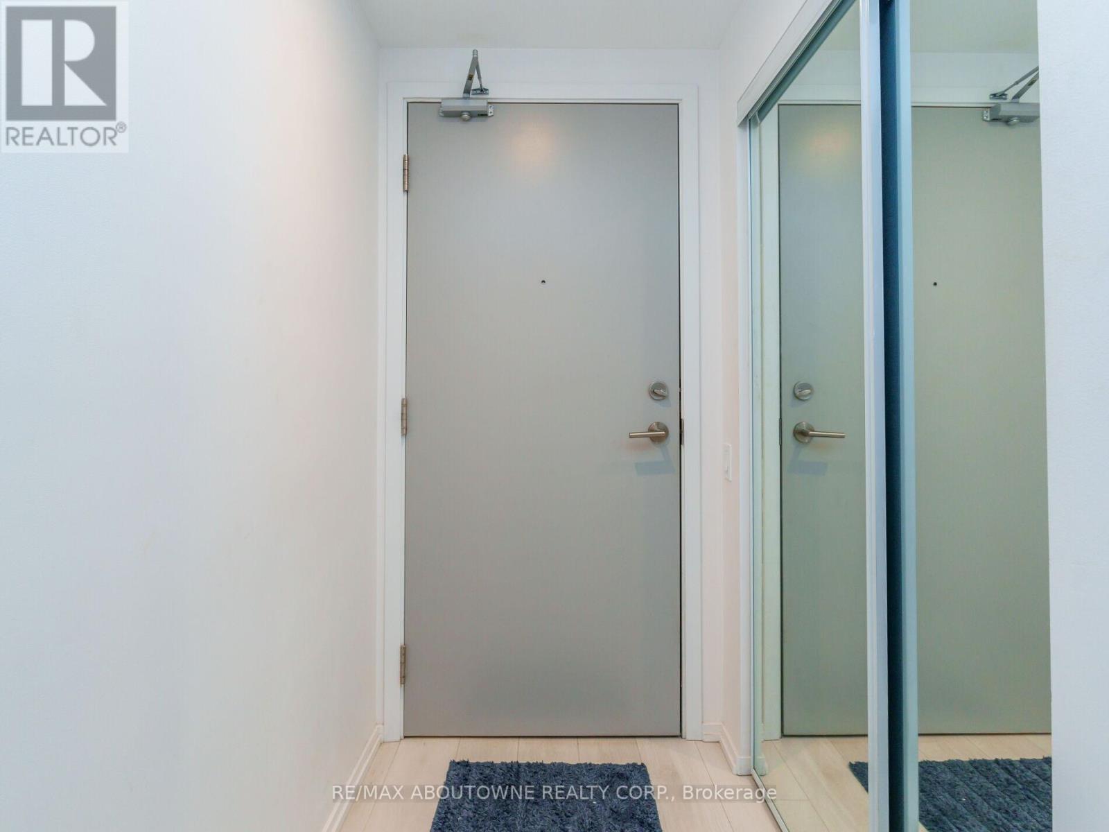 1005 - 68 Shuter Street, Toronto, Ontario  M5B 1B4 - Photo 7 - C12153476
