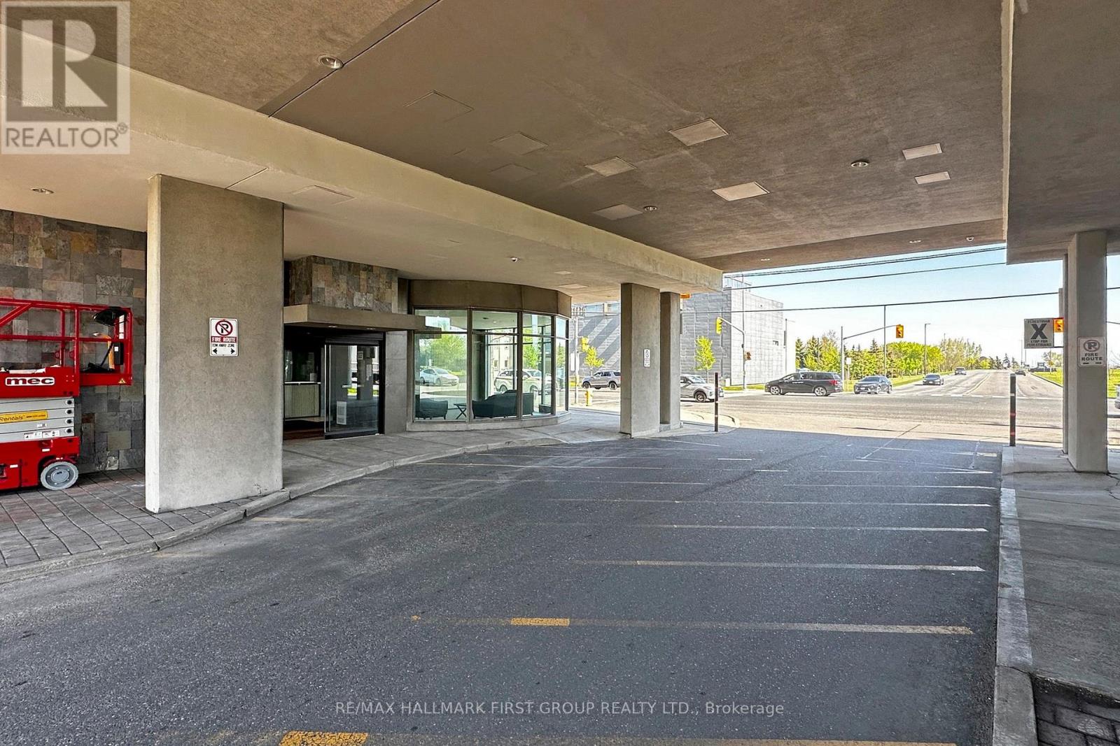 214 - 1030 Sheppard Avenue W, Toronto, Ontario  M3H 6C1 - Photo 5 - C12153569