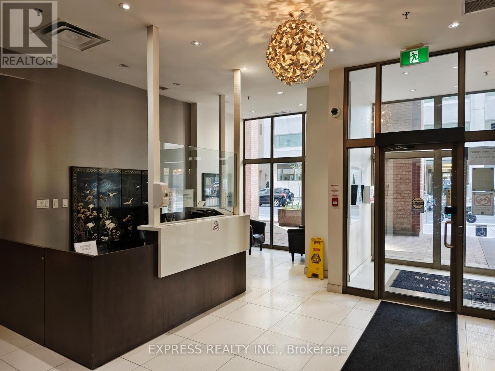 604 - 55 Centre Avenue, Toronto, Ontario  M5G 2H5 - Photo 16 - C12153593