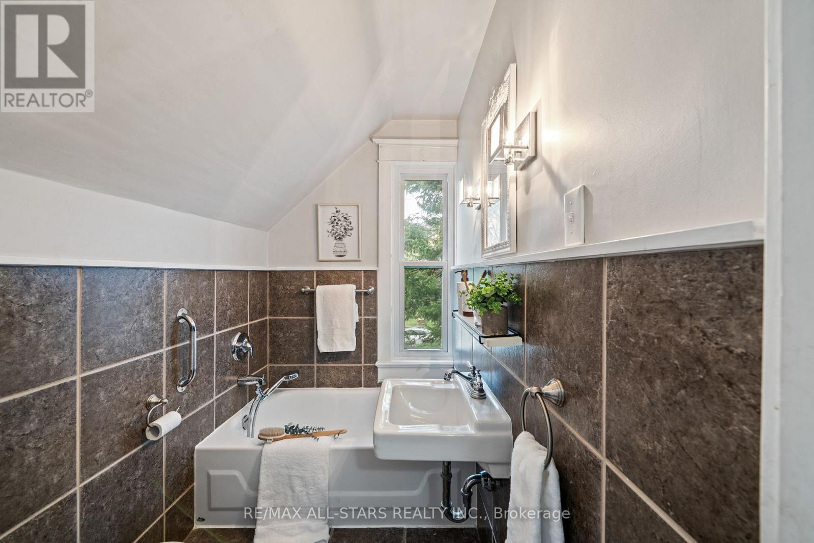 2 Henrietta Street, Scugog, Ontario  L0C 1G0 - Photo 25 - E12132997