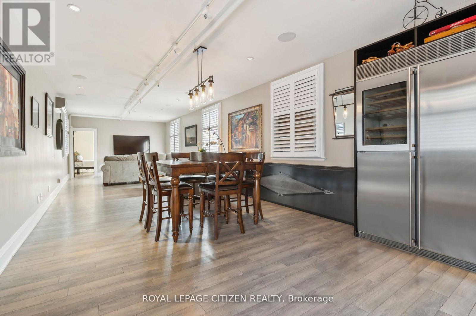 201 - 326 Carlaw Avenue, Toronto, Ontario  M4M 3N8 - Photo 12 - E12153520
