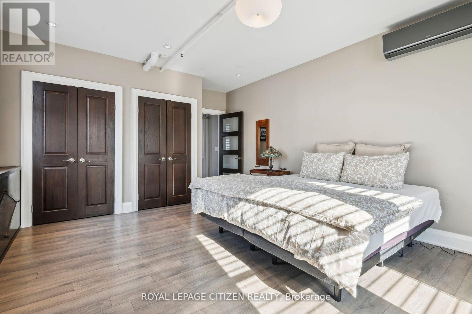 201 - 326 Carlaw Avenue, Toronto, Ontario  M4M 3N8 - Photo 19 - E12153520