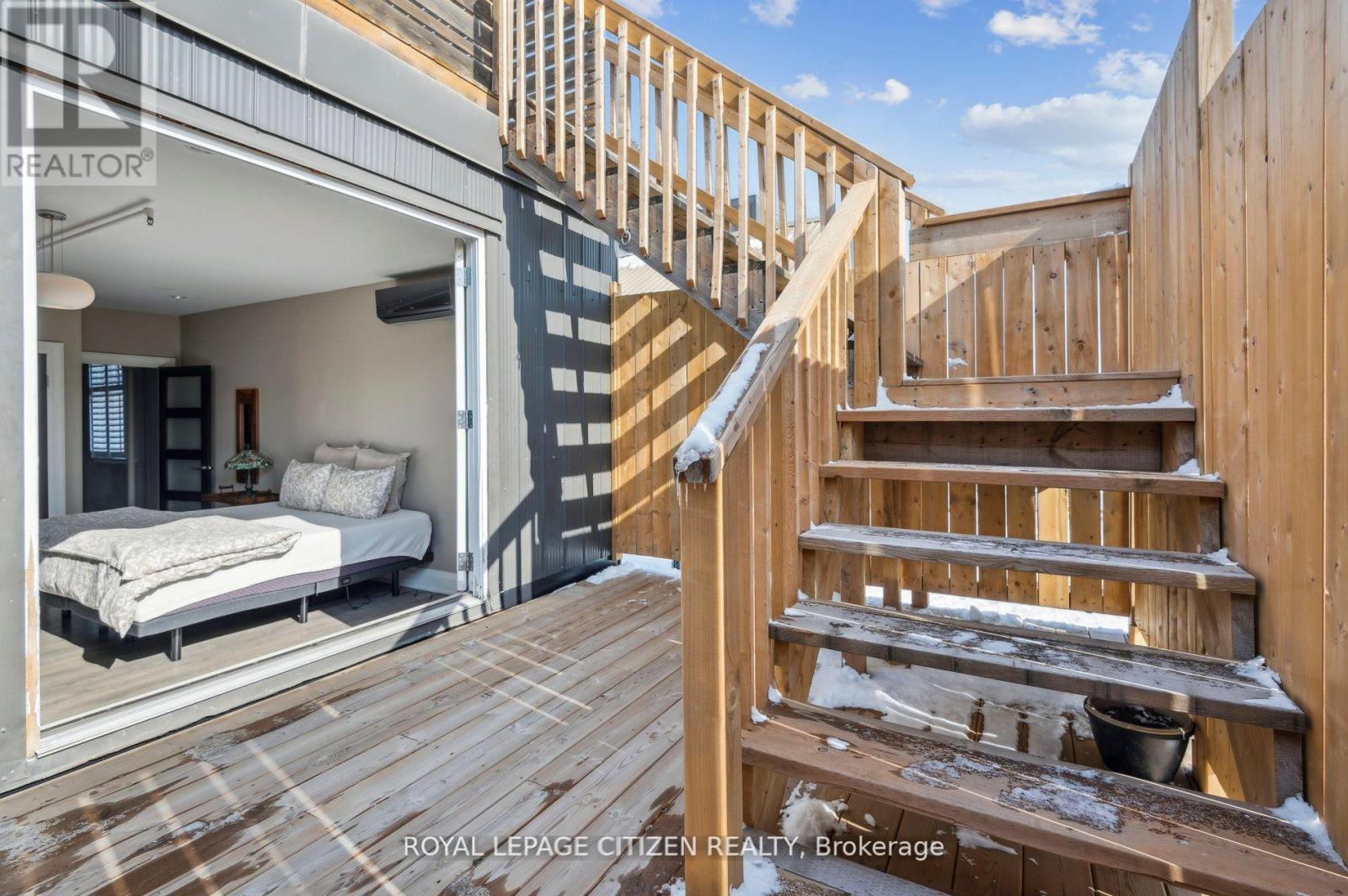 201 - 326 Carlaw Avenue, Toronto, Ontario  M4M 3N8 - Photo 30 - E12153520