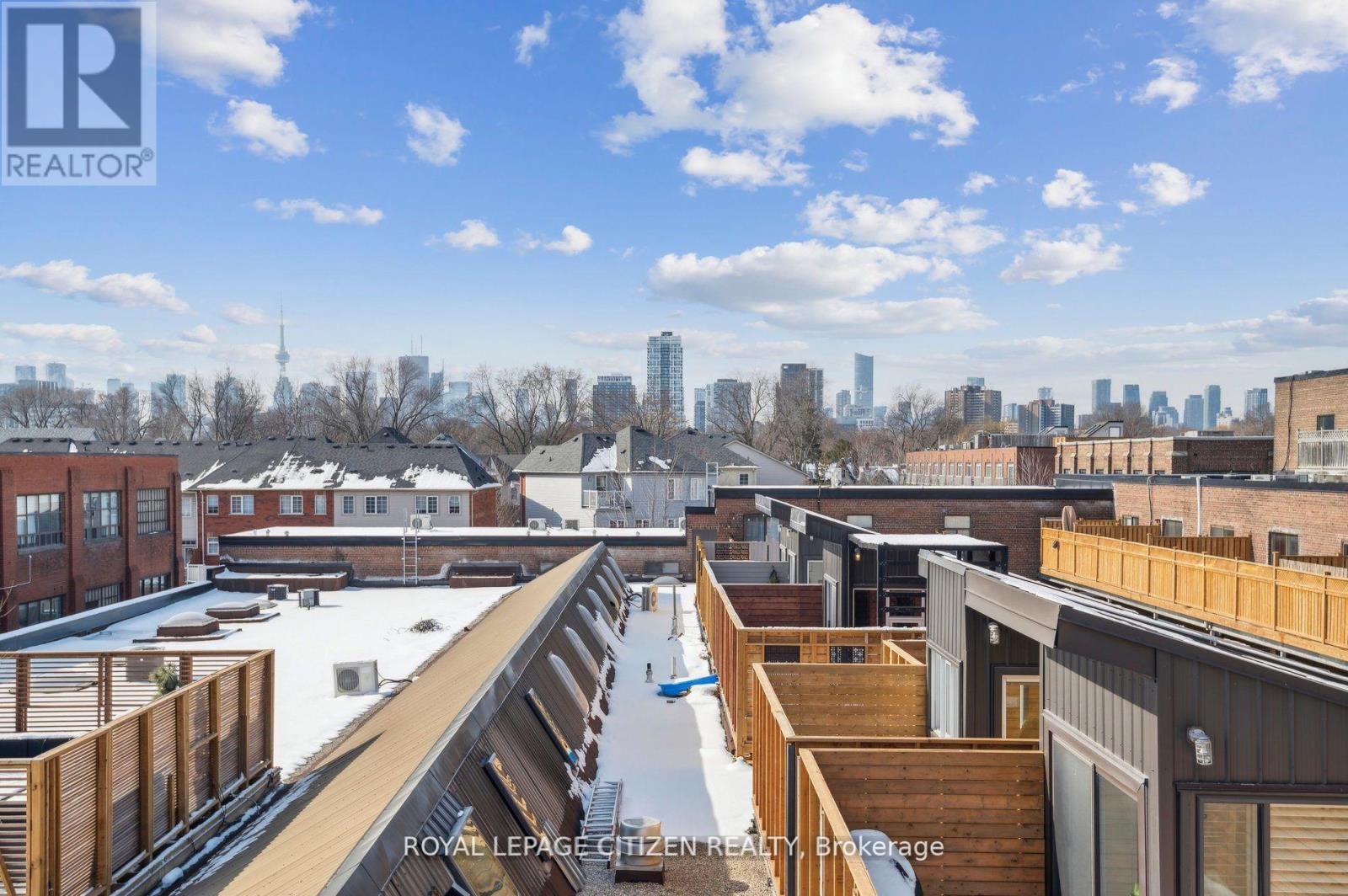 201 - 326 Carlaw Avenue, Toronto, Ontario  M4M 3N8 - Photo 32 - E12153520