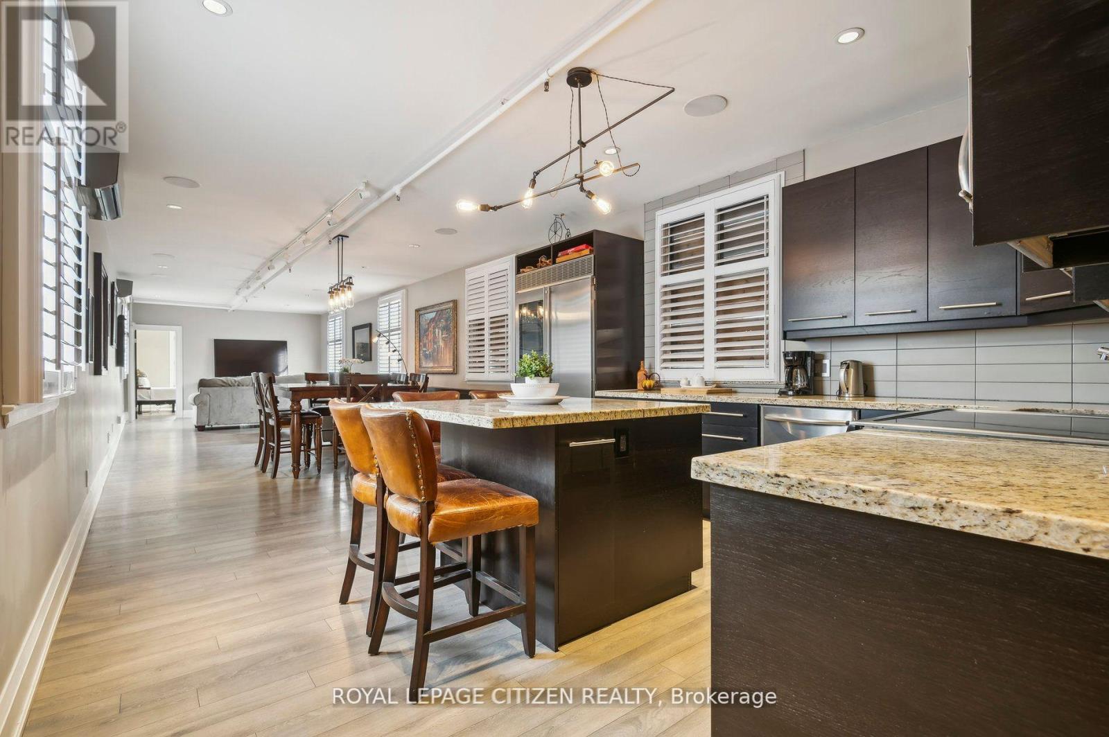 201 - 326 Carlaw Avenue, Toronto, Ontario  M4M 3N8 - Photo 5 - E12153520