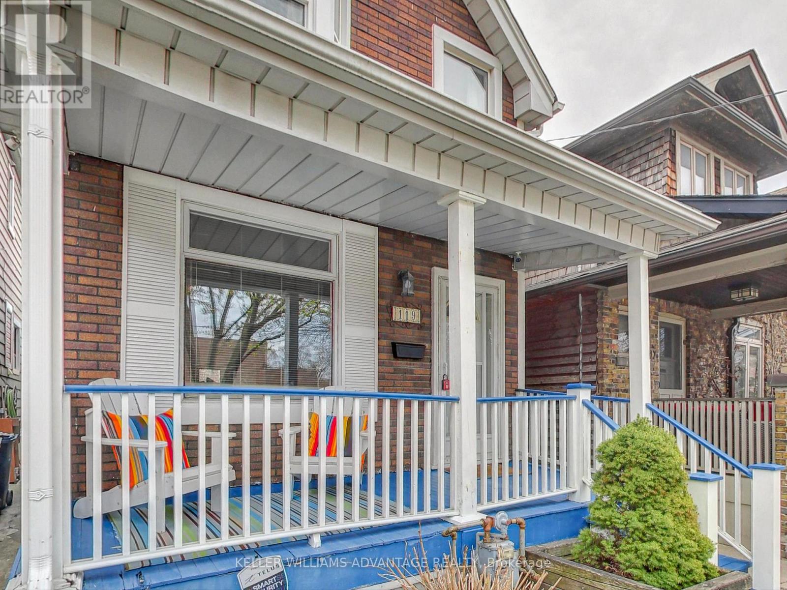 119 Chester Avenue, Toronto, Ontario  M4K 2Z8 - Photo 5 - E12153523