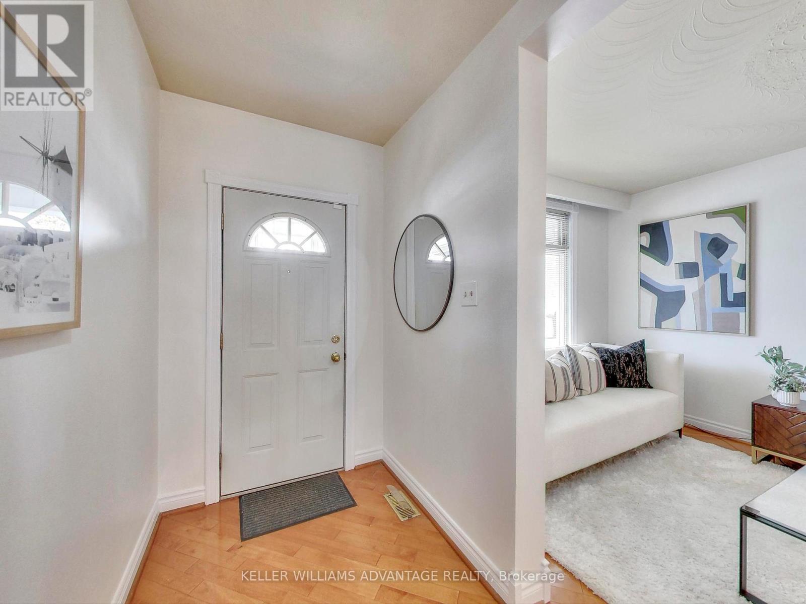 119 Chester Avenue, Toronto, Ontario  M4K 2Z8 - Photo 9 - E12153523